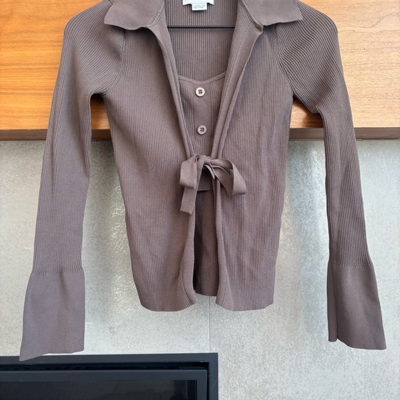 Urban Revivo 2x1 Ribbed Top Cardigan, Size 4 - Picture 3 of 13